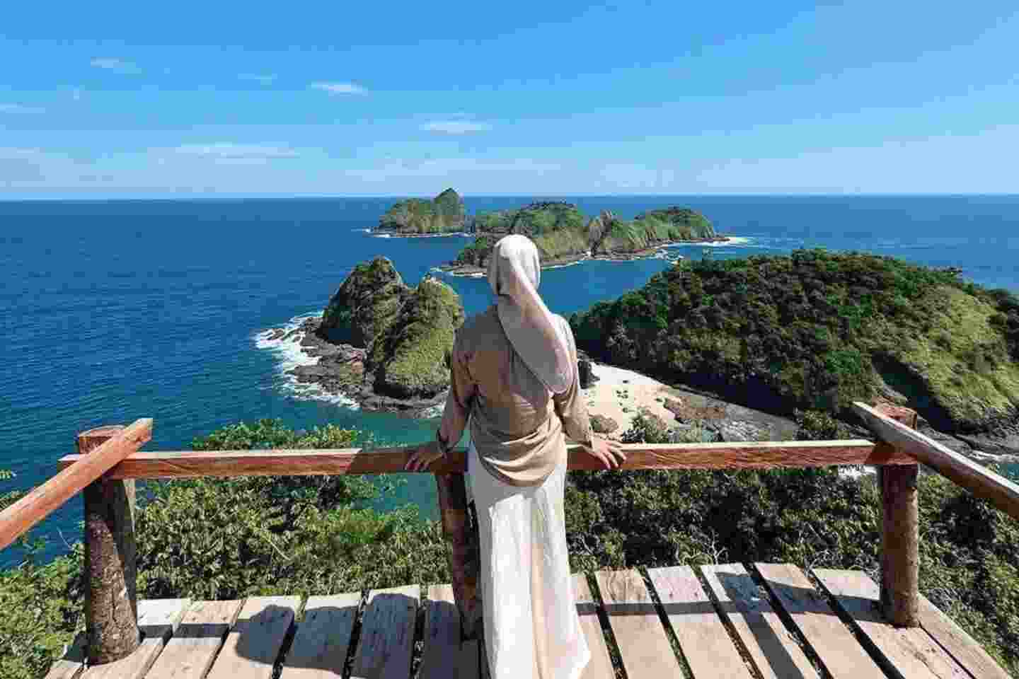 open trip green island banyuwangi