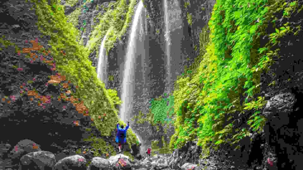 air terjun madakaripura