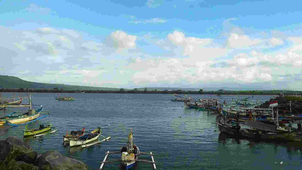 pantai muncar banyuwangi