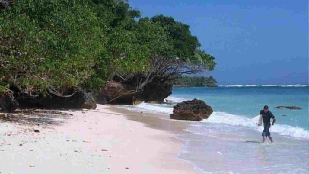 pantai plengkung banyuwangi