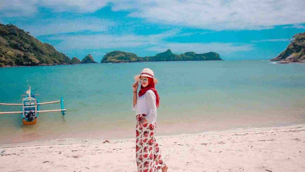 pantai wedi ireng banyuwangi