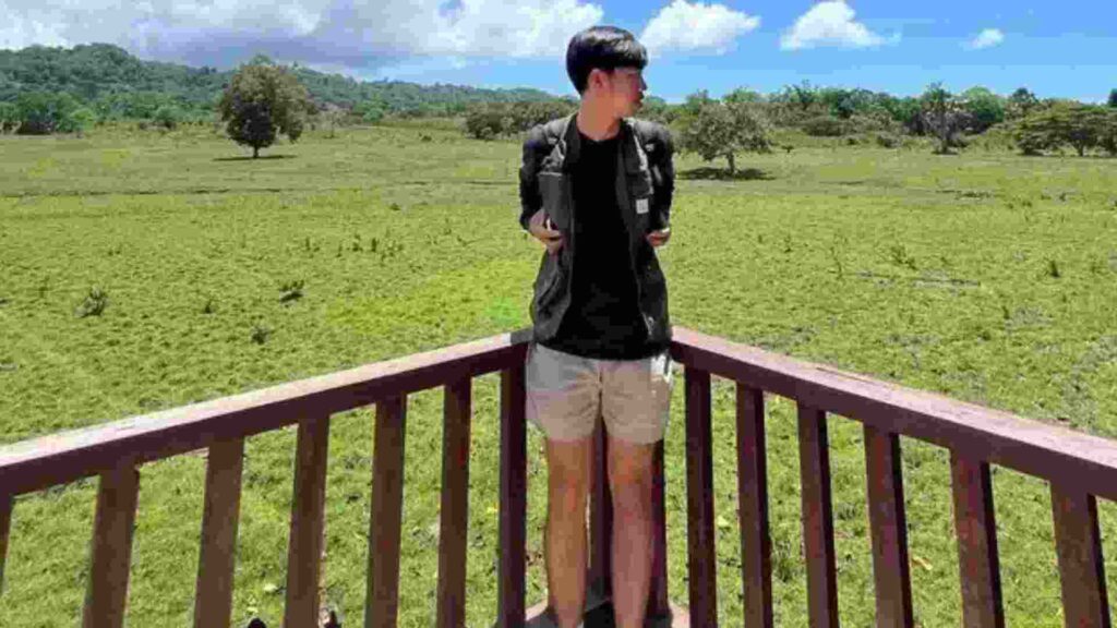padang savana sadengan banyuwangi