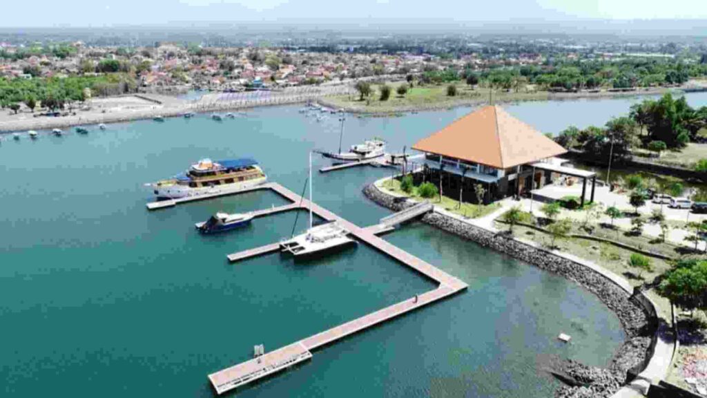 pantai boom marina banyuwangi