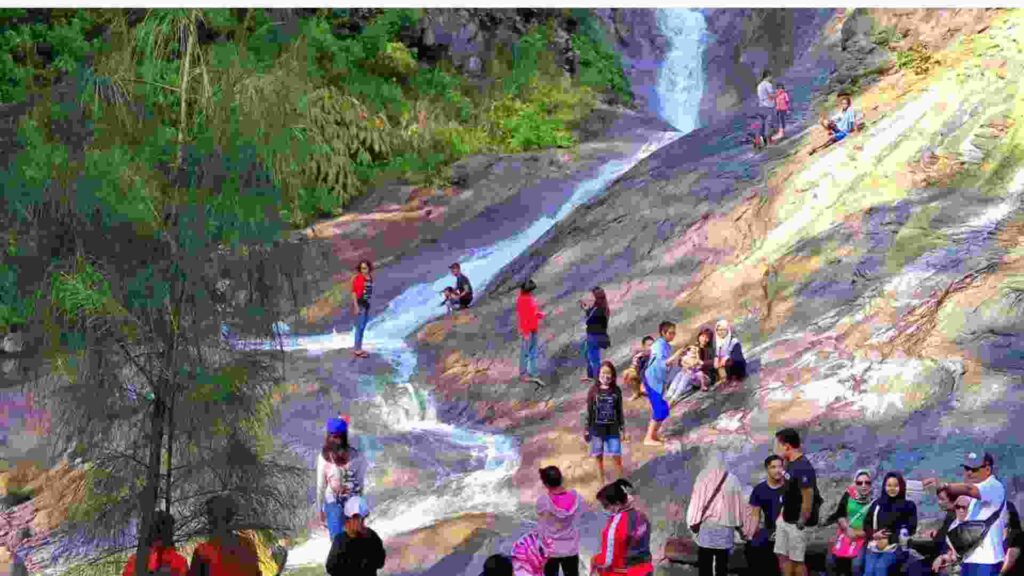 air terjun kalipait banyuwangi