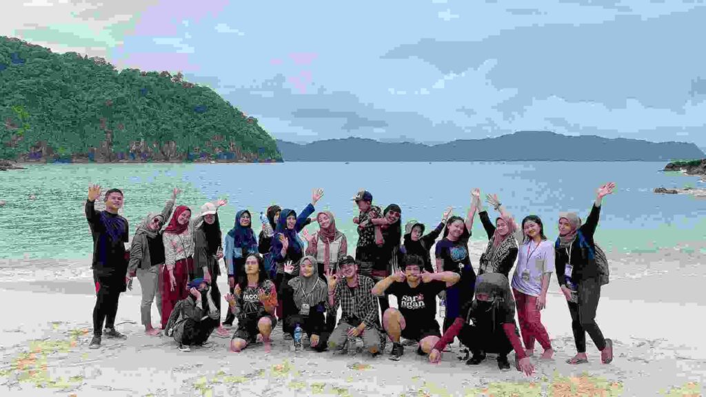 pantai rajegwesi banyuwangi