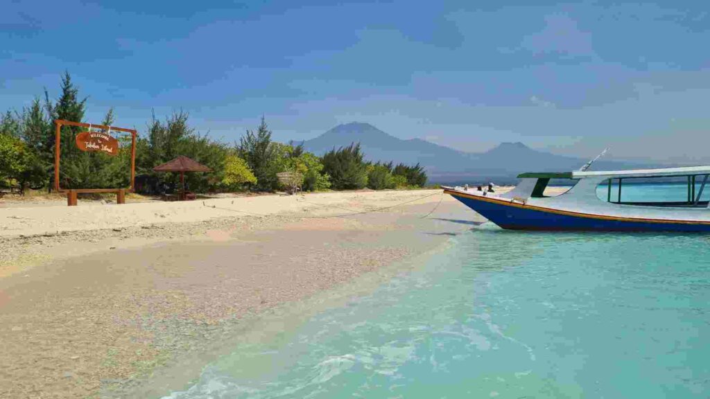 tabuhan island banyuwangi