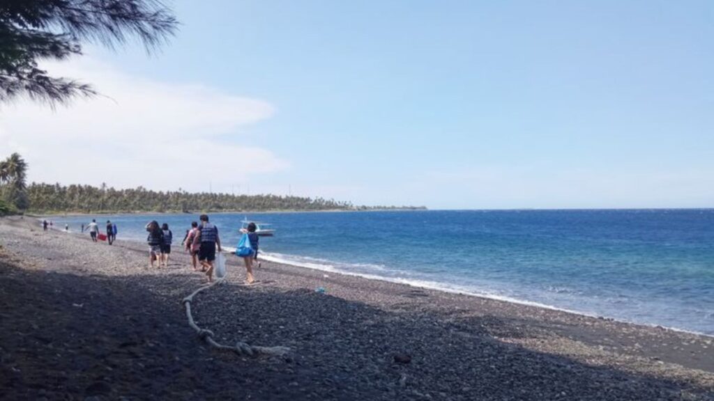 pantai grand watudodol banyuwangi