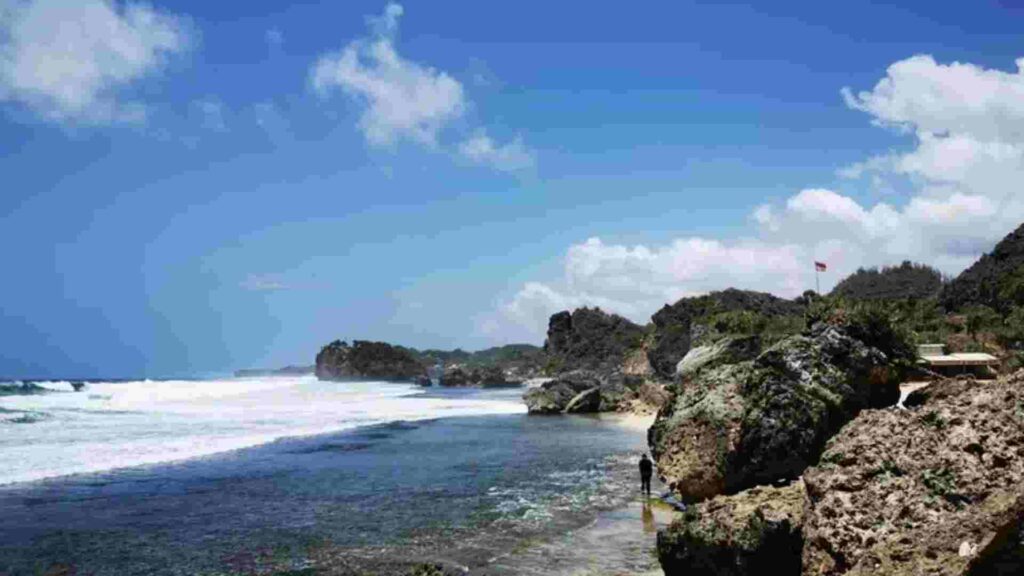 pantai parang kursi banyuwangi