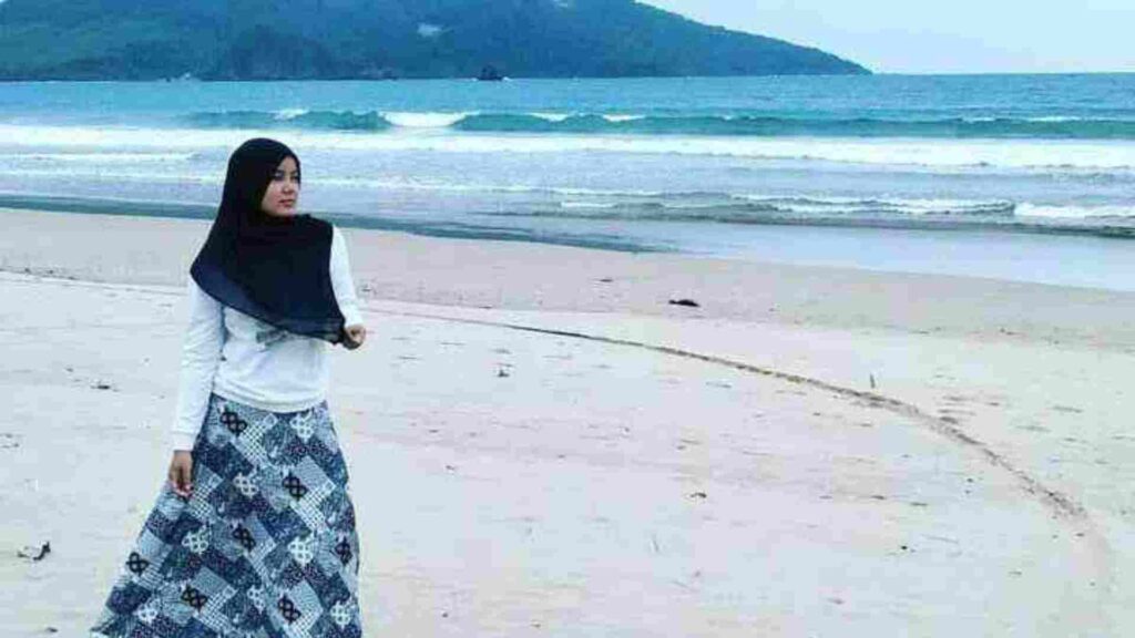 pantai gumuk kancil banyuwangi