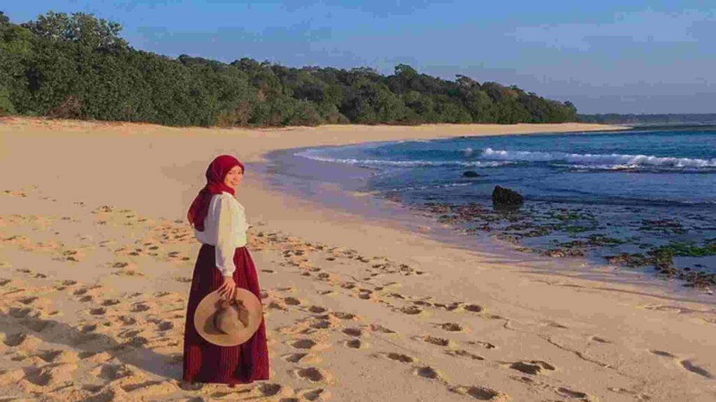 pantai parang kursi banyuwangi