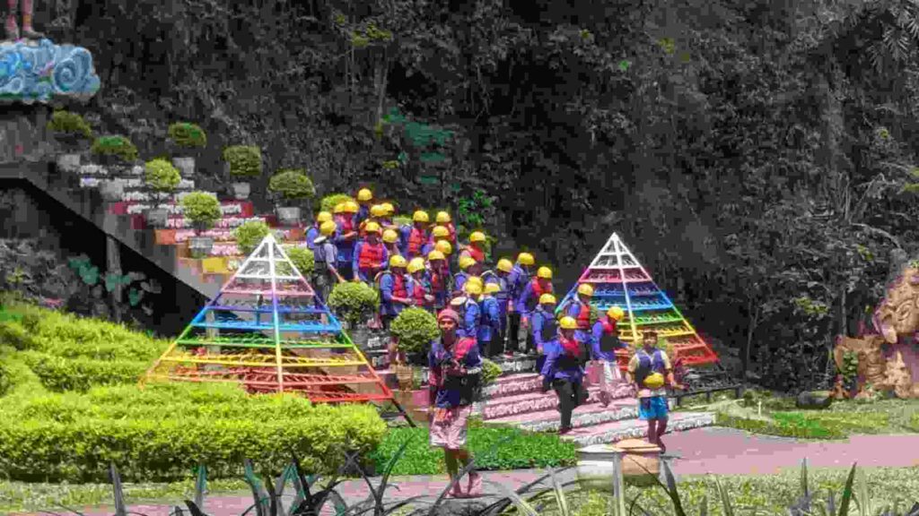 wisata taman kemesraan pujon malang