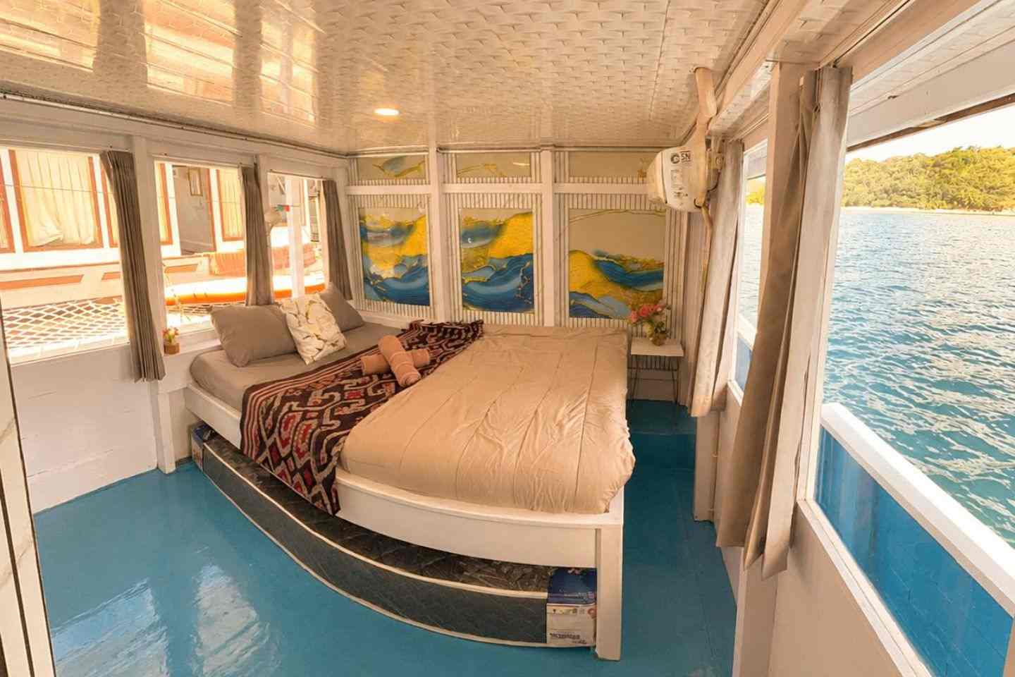 room cabin king cirox